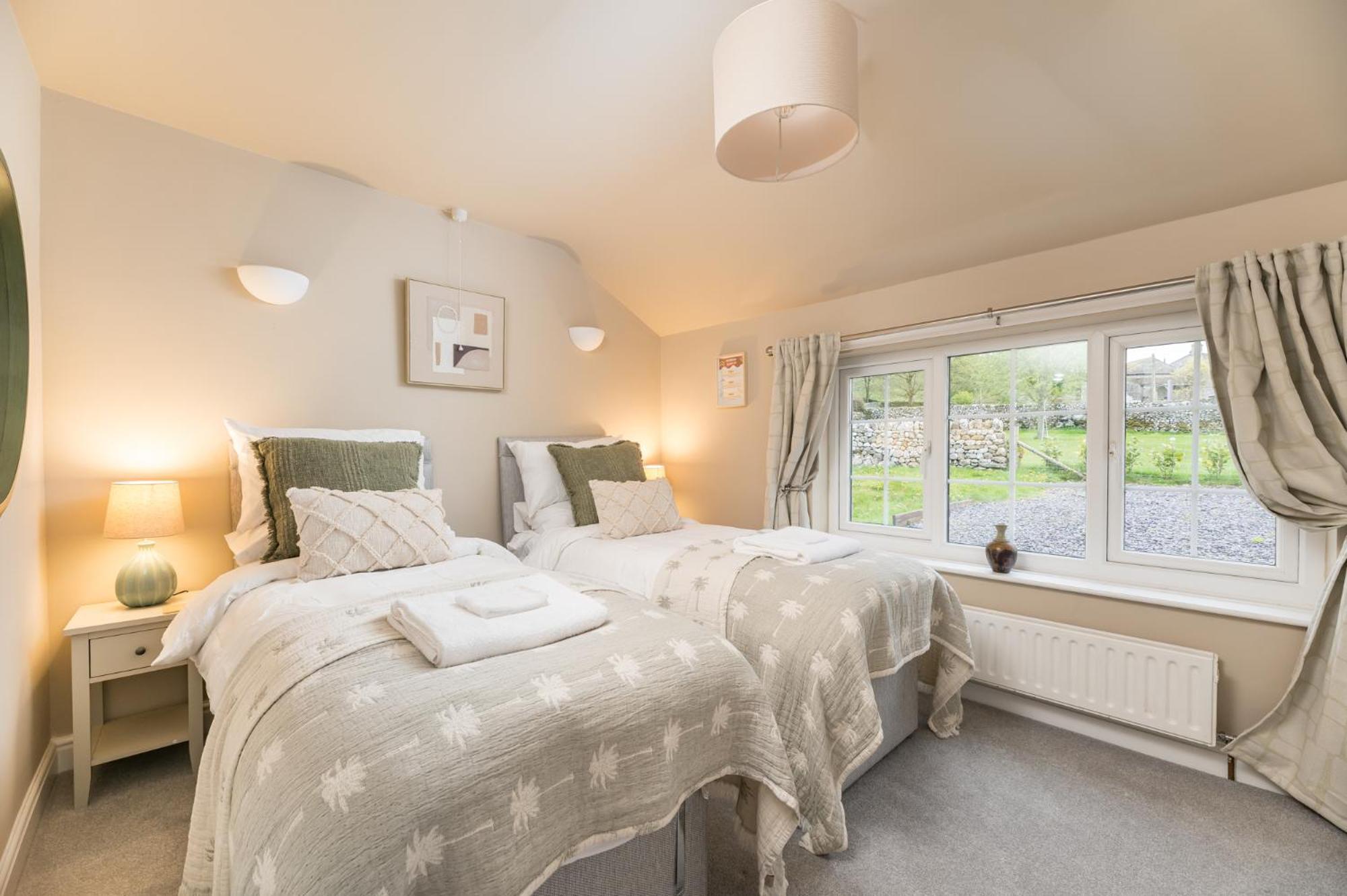 Central Malham Wellbeing Escape Hot Tub & Studio Exterior foto